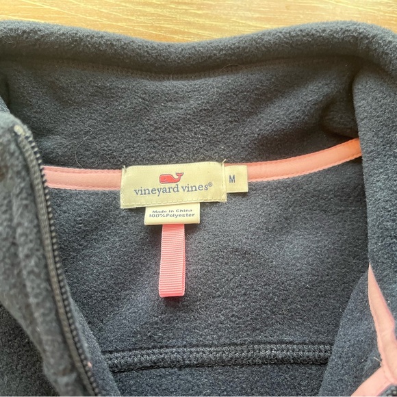 WOMENS VINEYARD VINES NAVY FLEECE VEST, MEDIUM - Picture 4 of 5
